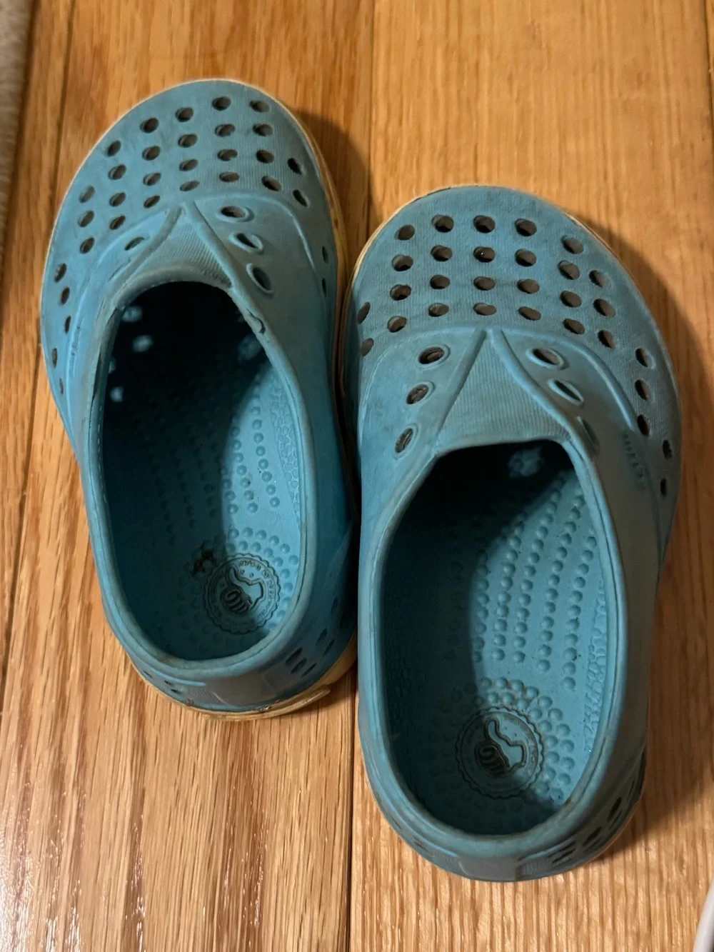 Native shoes c7